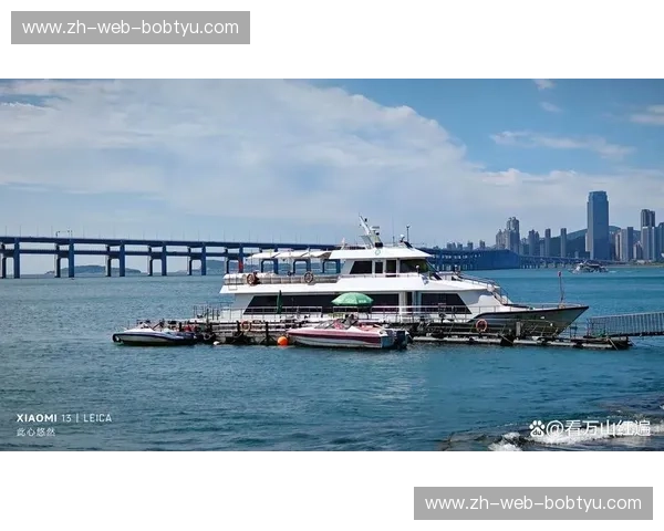 长江之韵，海风之歌：武汉与大连，南北璀璨双子星